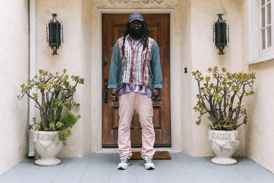 Does the streetwear brand Supreme also need a famous designer? - Isportmall