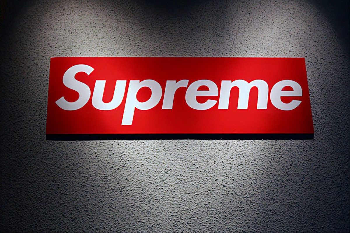 Will the official Whatsapp of Supreme finally land in China? Please wait, we won't be in time until 2022 at the earliest. - Isportmall