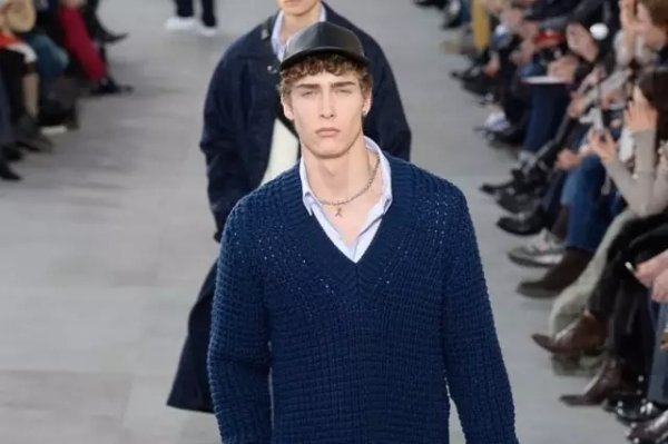 Why is Supreme, a street brand that LV also partners with, popular? - Isportmall