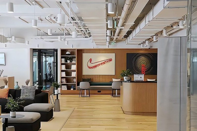 The "Paradise Documents" also spread to major companies such as Apple and Nike, prompting each to issue statements.