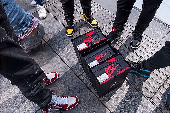 Nike has sued more than 1,000 websites for selling counterfeit products. Are custom-made sneakers an original idea or are they copyright infringements? - Isportmall