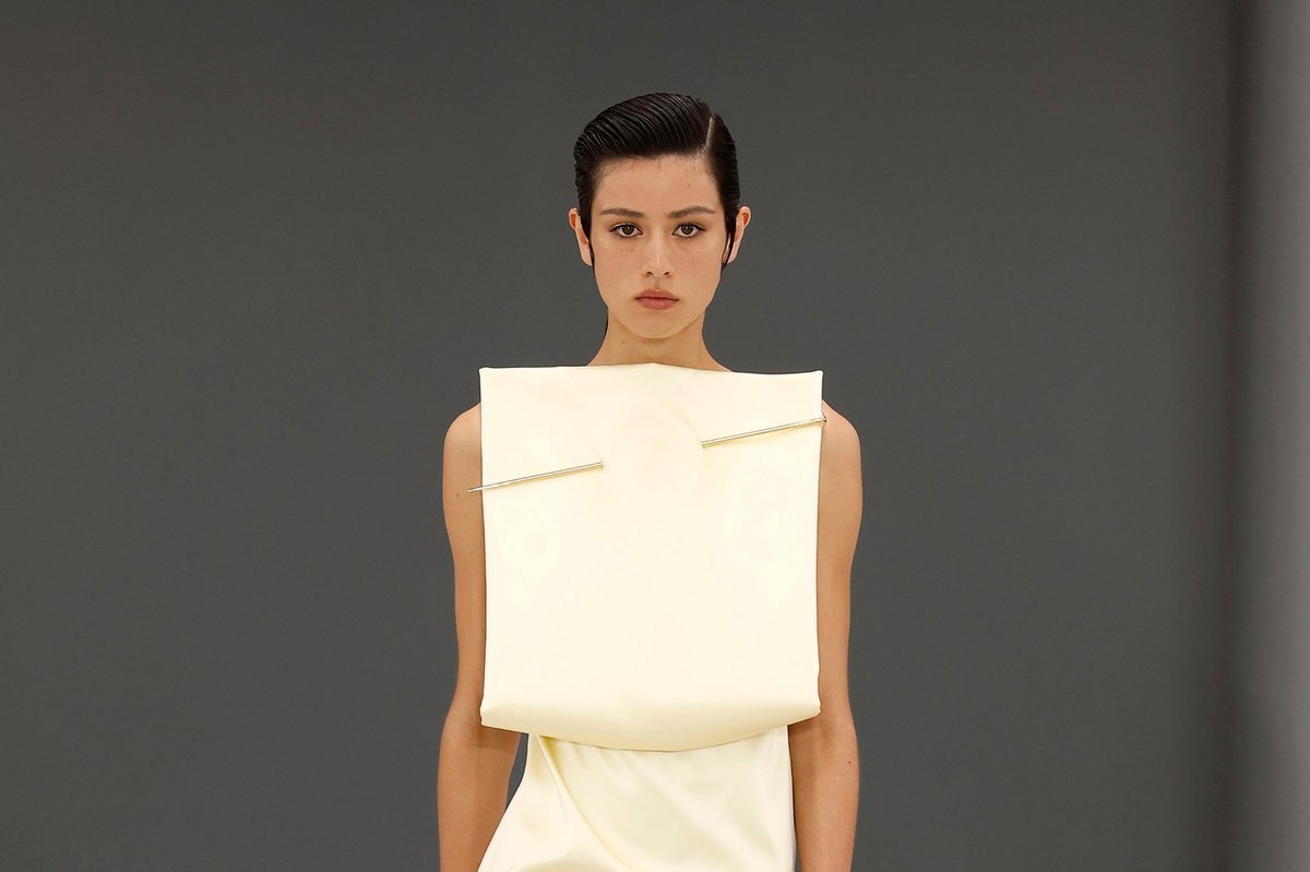 Loeb's Fashion Show at Paris Fashion Week