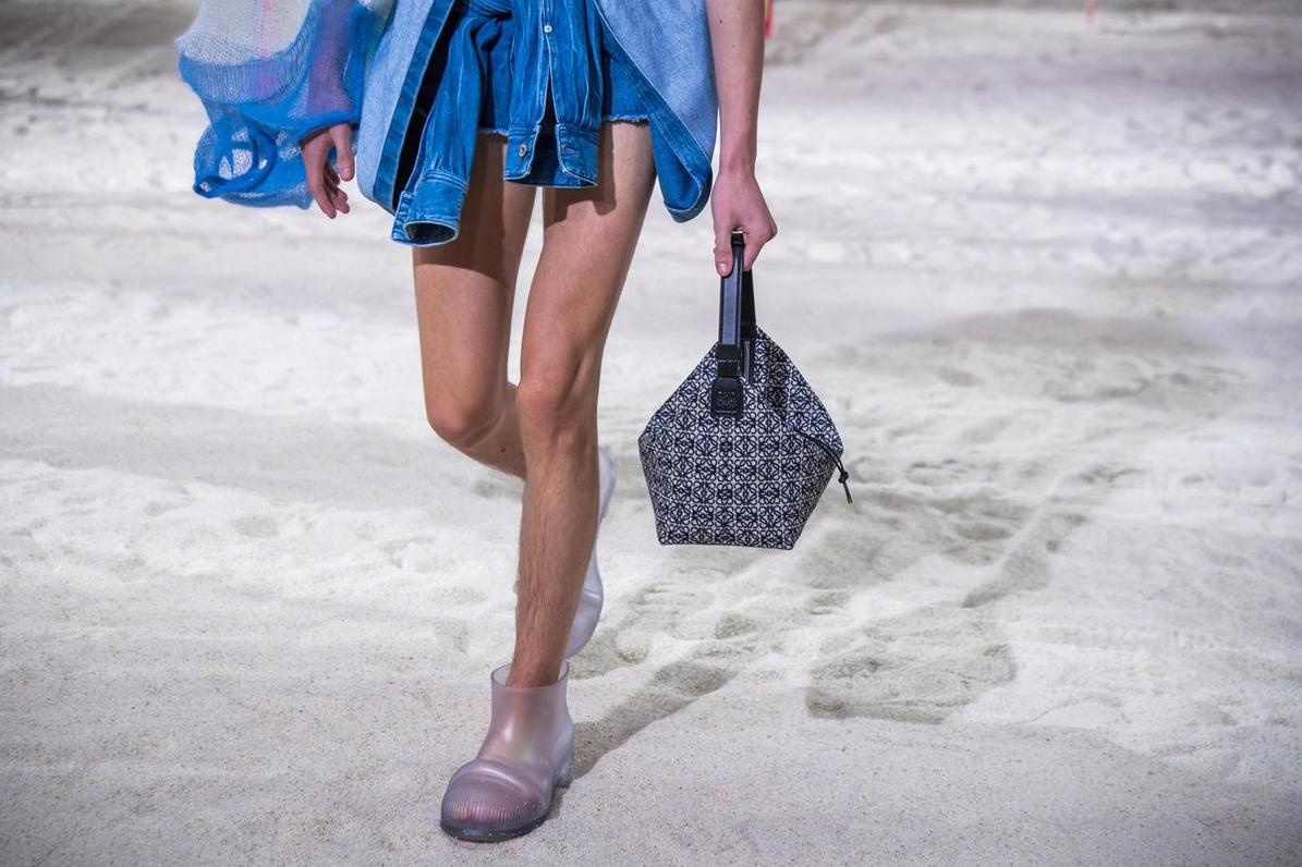 Paris Men's Fashion Week - Loébe Fashion Show