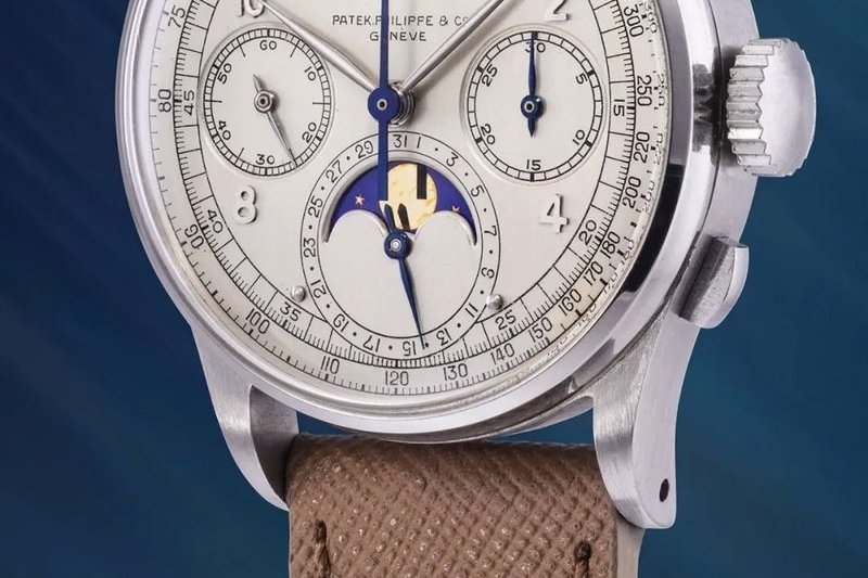 The most expensive antique, Patek Philippe, was sold for a record 126 million yuan, while Vanderbilt's sapphire brooch was sold for 25 million yuan. - Isportmall