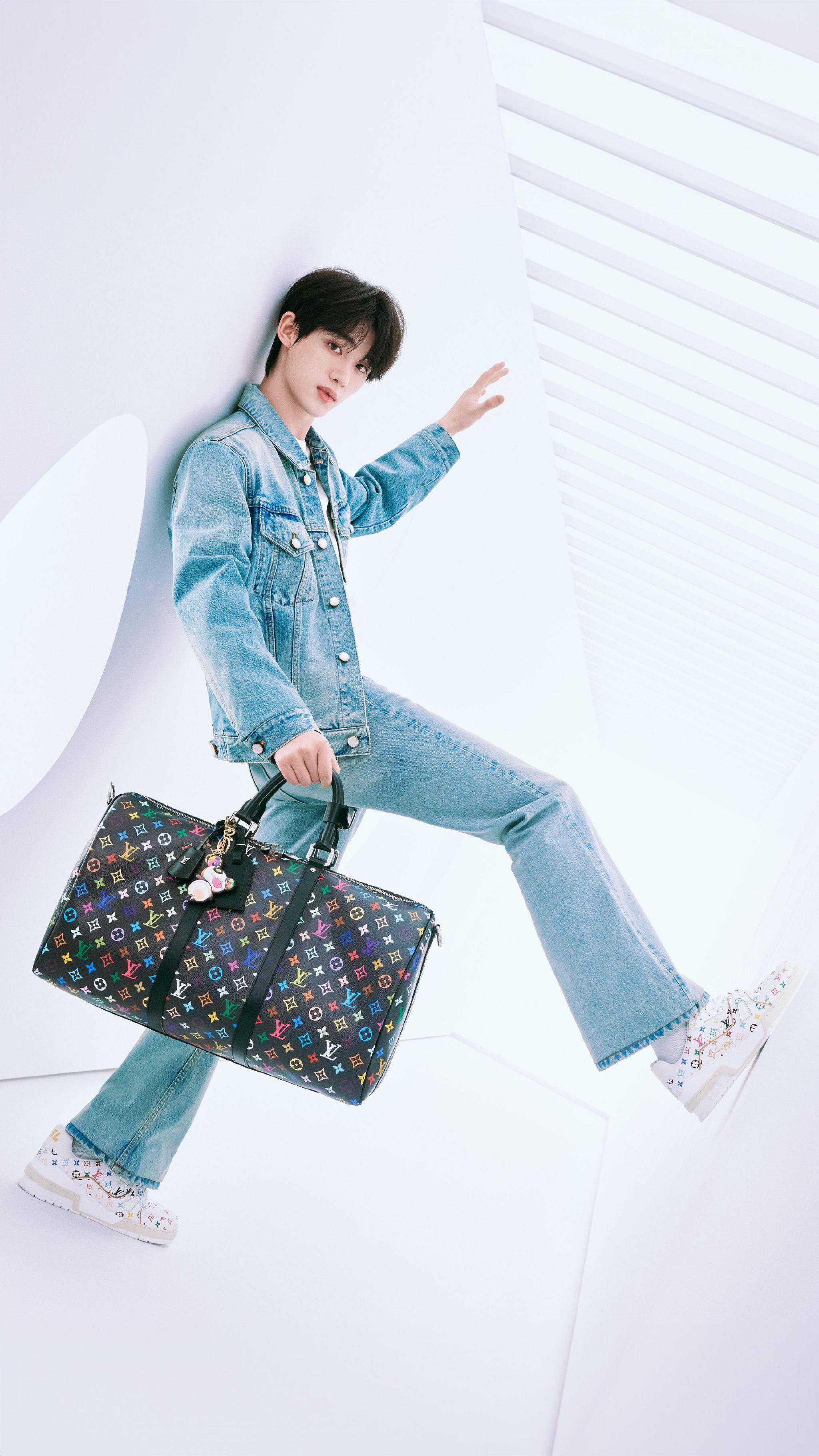 ルイ・ヴィトンと村上隆が20年ぶりにタッグを組み、過去の名作を再現しながら… - 加奈ショップ