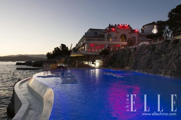 同盟はamFAR善晩餐会の祝賀パーティーを支持することができる - 加奈ショップ