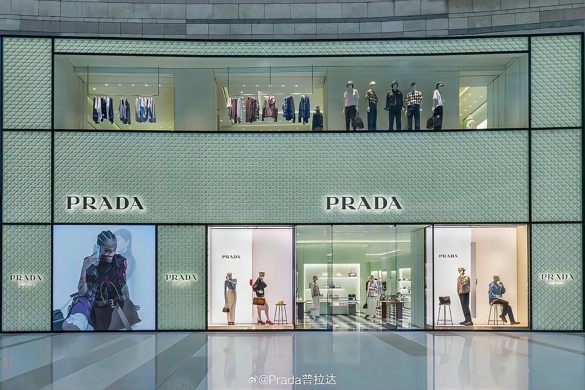 Miu Miu CEOがDiorに加入、Prada株価は10%急落 - 加奈ショップ