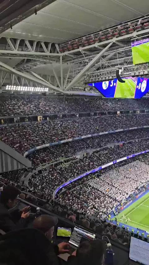 購入者はどのような人が多いですか？ - 加奈ショップ