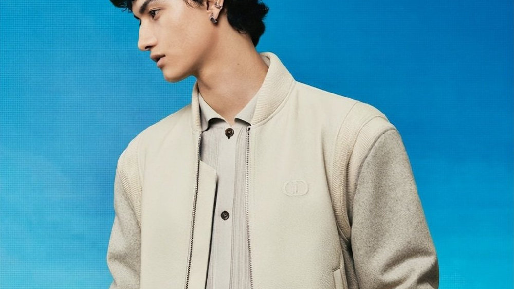 ディオール二〇二五春メンズ：前衛的な格調で春先を再現