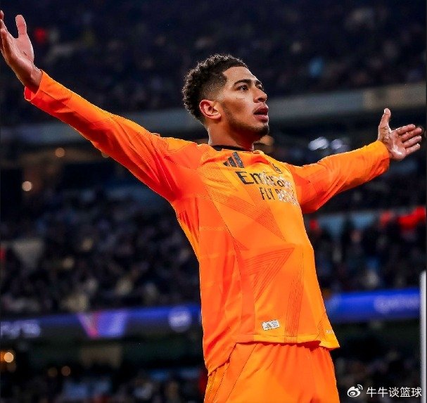 シャネルの正規品とスーパー コピーの価格差はどれくらいですか？