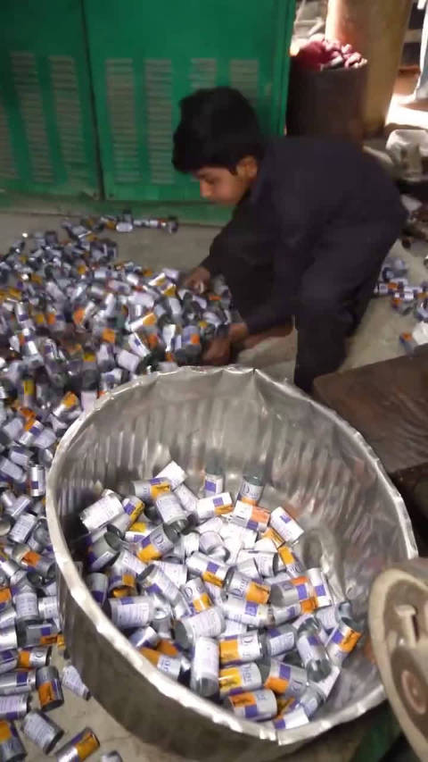 高貴なディオールはそうやって作られたのです！